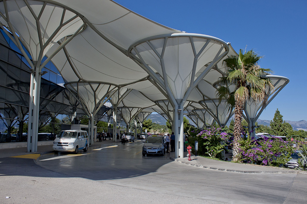 Split Airport Terminal